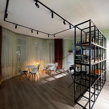 Friends Hostel Astana Ngoại thất bức ảnh