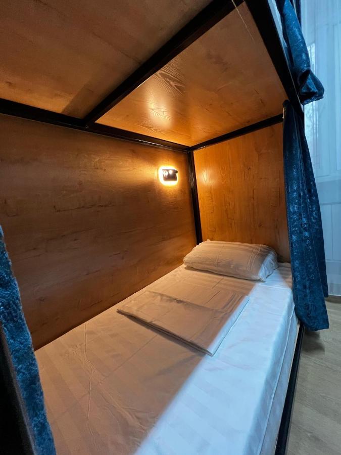 Friends Hostel Astana Ngoại thất bức ảnh