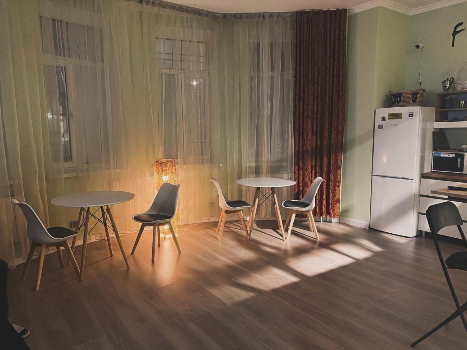 Friends Hostel Astana Ngoại thất bức ảnh